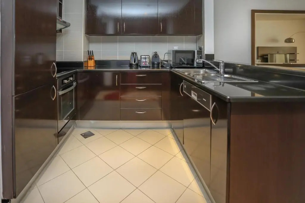 Luxury residential apartments located in Anantara area , pool , beach , free parking
