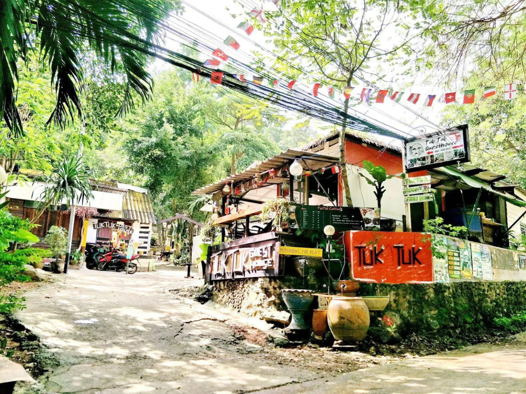 Tuk Tuk Guesthouse
