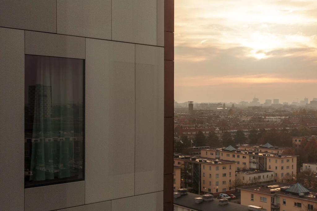Holiday Inn - the niu, Fender Amsterdam