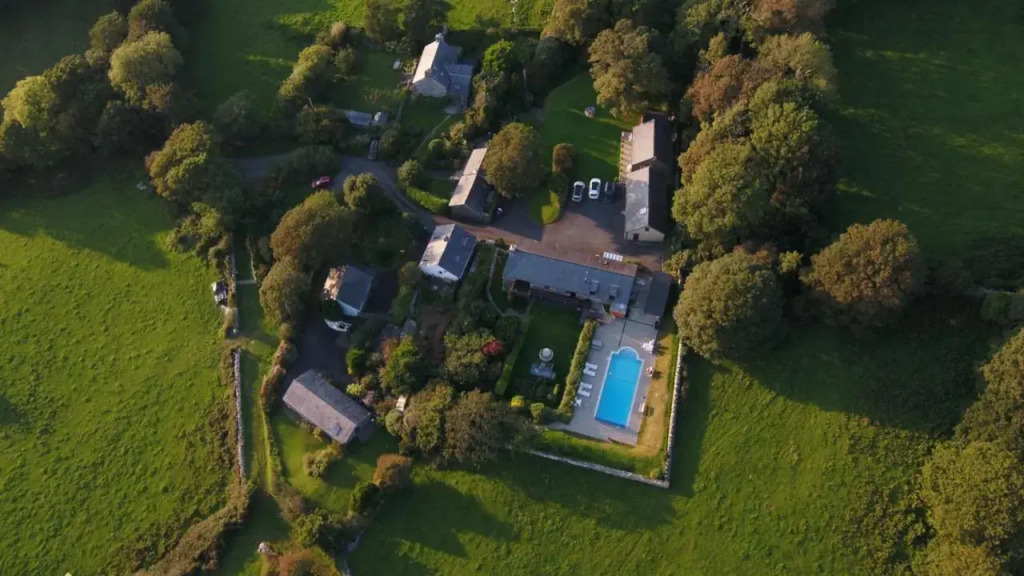 The Old Farmhouse B&B