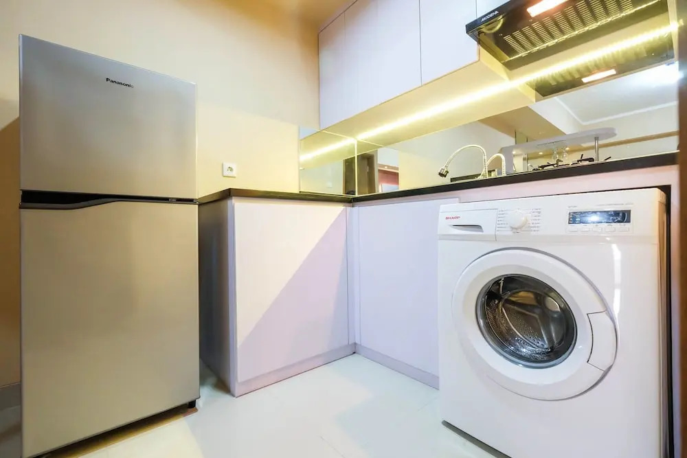 Bright and Stylish 1BR The Oasis Apartment Cikarang