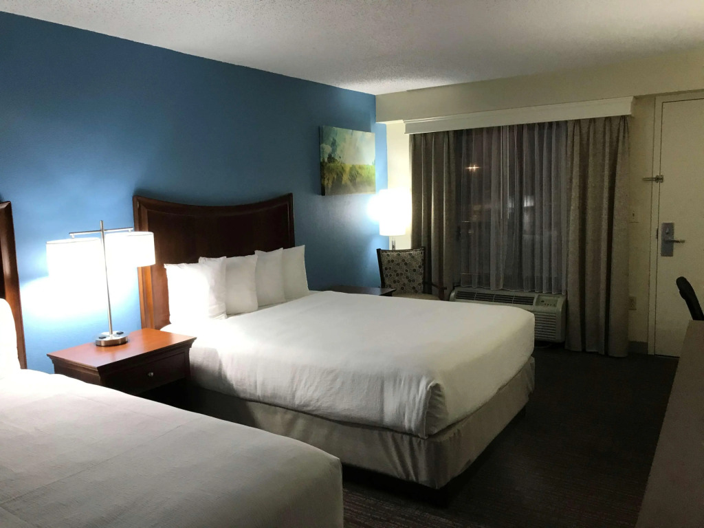 Best Western Inn & Suites Monroe