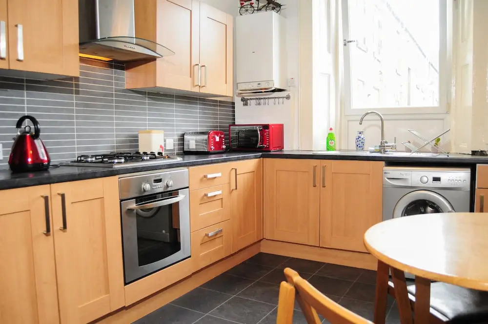 Holmhead Place