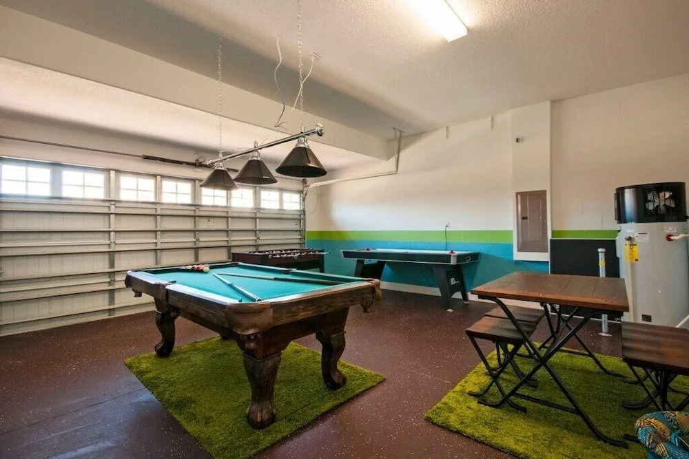 Champions Gate 1435 - Six Bedroom Pool Home
