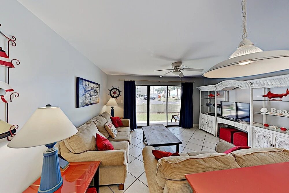 Seaside W/ 3 Pools & Tennis - By Turnkey 1 Bedroom Condo
