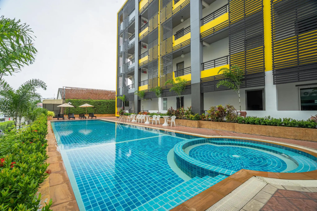 SB Living Place Hotel Phuket Town
