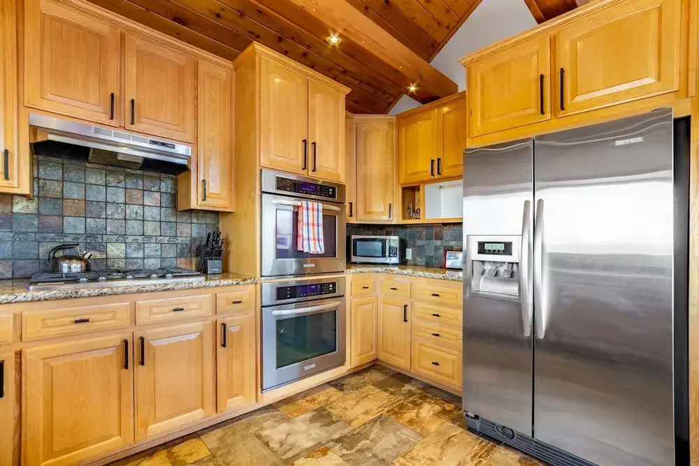 Endless View Lodge by Avantstay Incredible Views Close To Bear Mountain Ski Resort w Hot Tub
