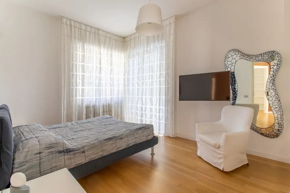 Donatella Home