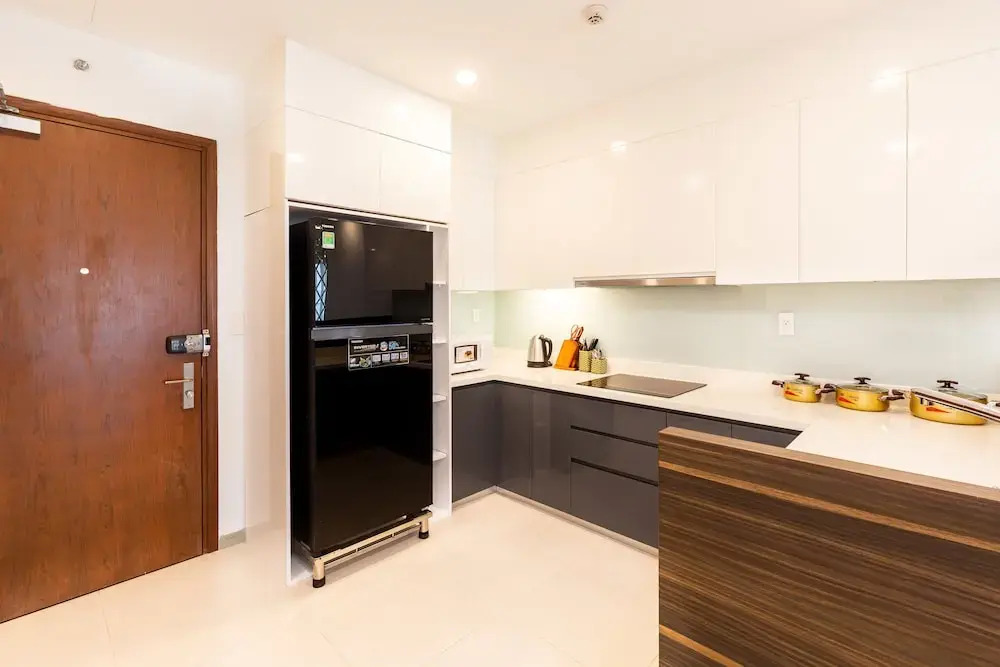 Mino Lee Apartment