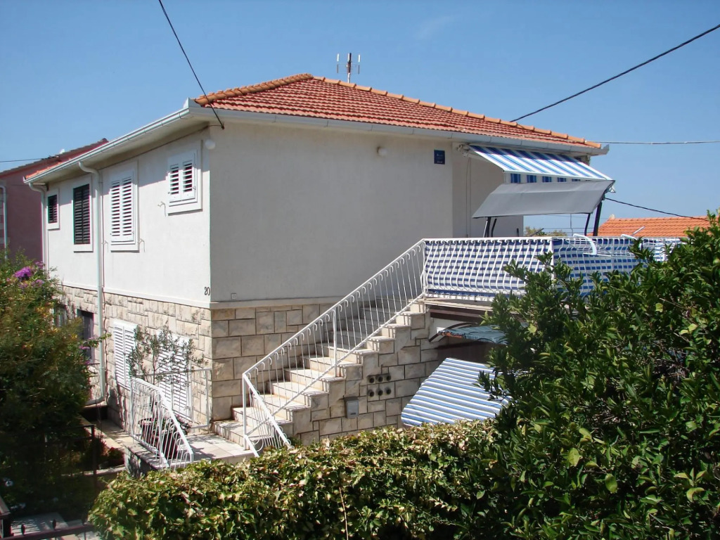 Slavica - Apartment With Large Terrace - A1