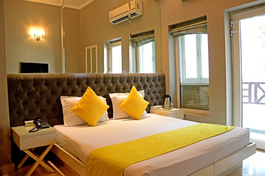 Hotel Ajanta - Colonial Charm Award Winning Luxury Hotel in the Heart of the City