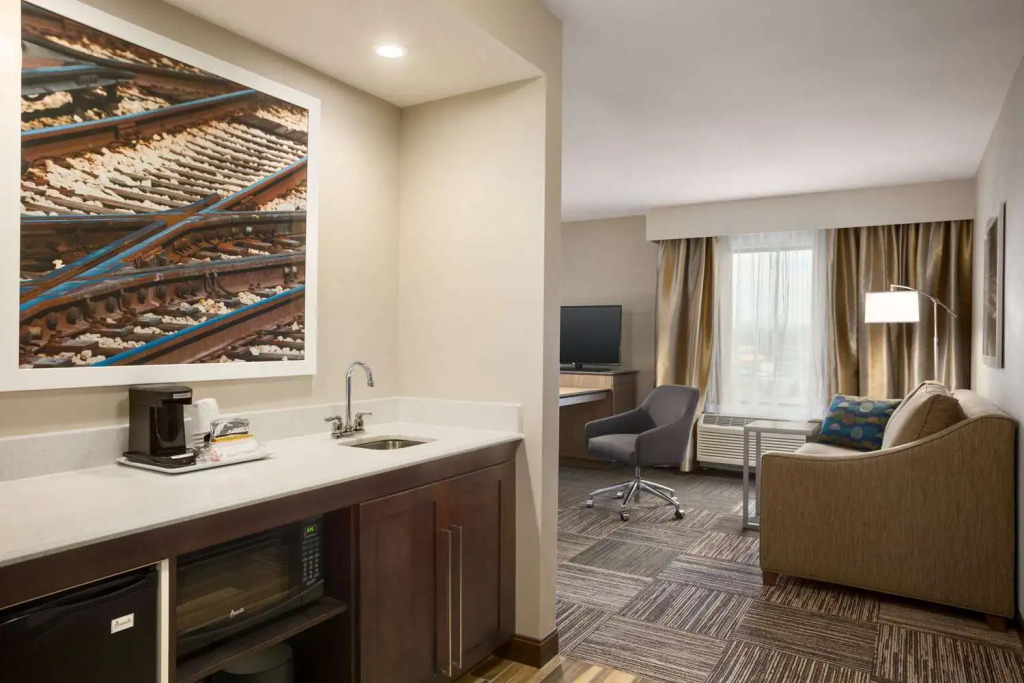 Hampton Inn & Suites Mason City, IA