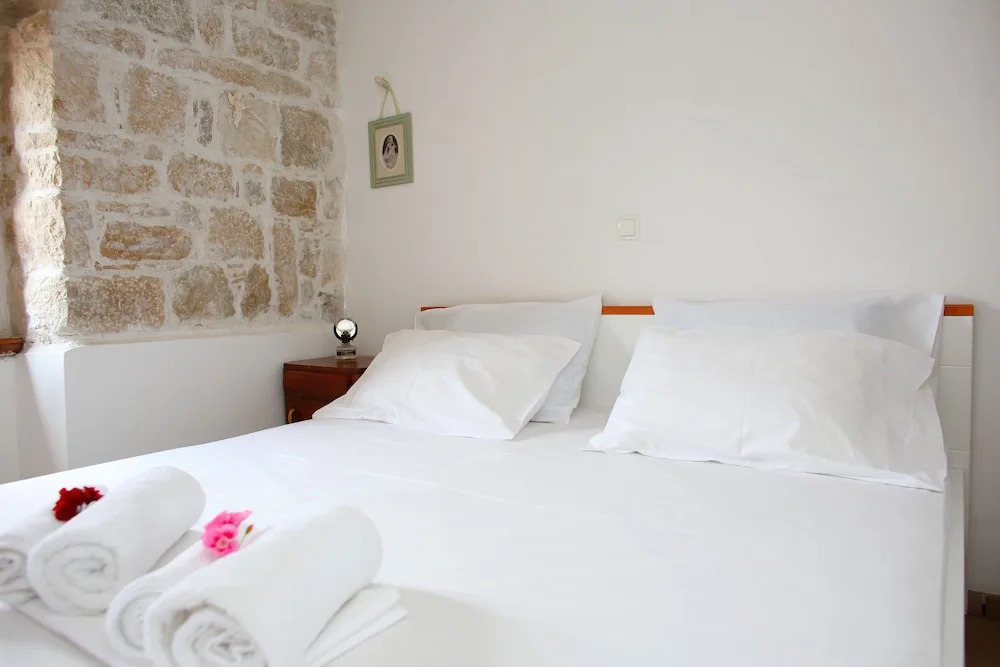 Apartments Zecic