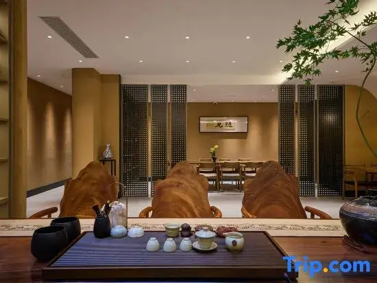 Hidden View | Designer's Private Customized Courtyard Homestay