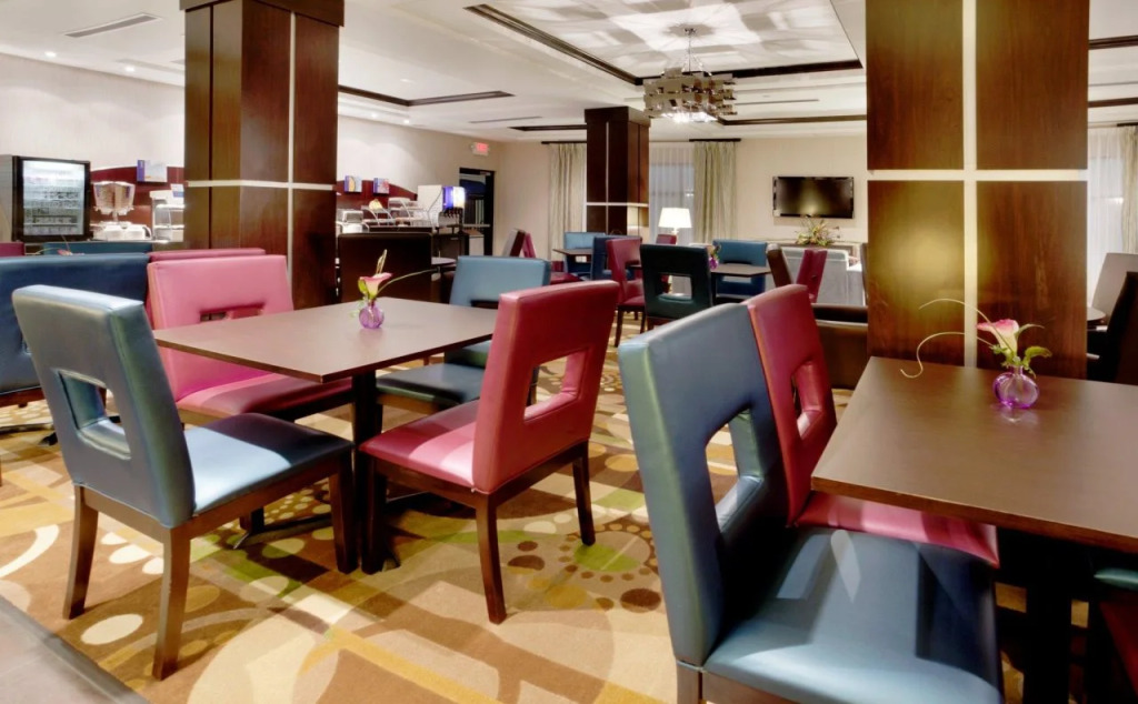 Holiday Inn Express Hotel & Suites Houston NW Beltway 8-West Road by IHG