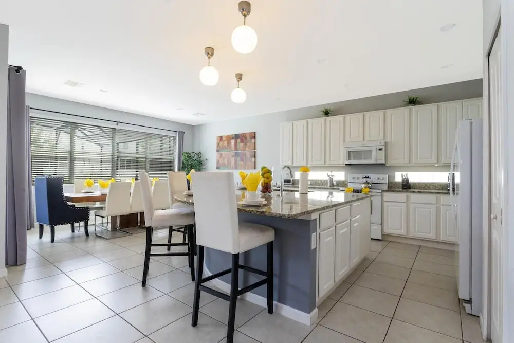 Stunning 6 Bd w Pool Close to Disney Sonoma 2682