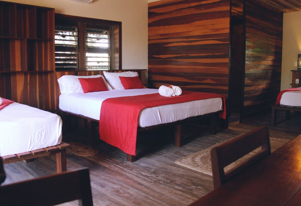 Ventana Hotel
