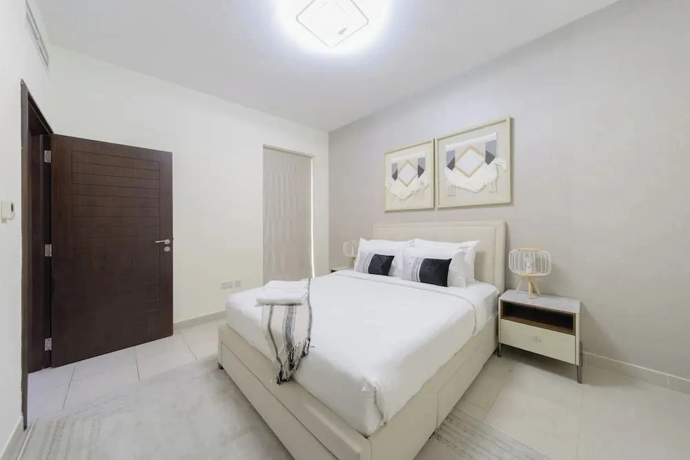 EDENS Homes & Villas - BLVD central