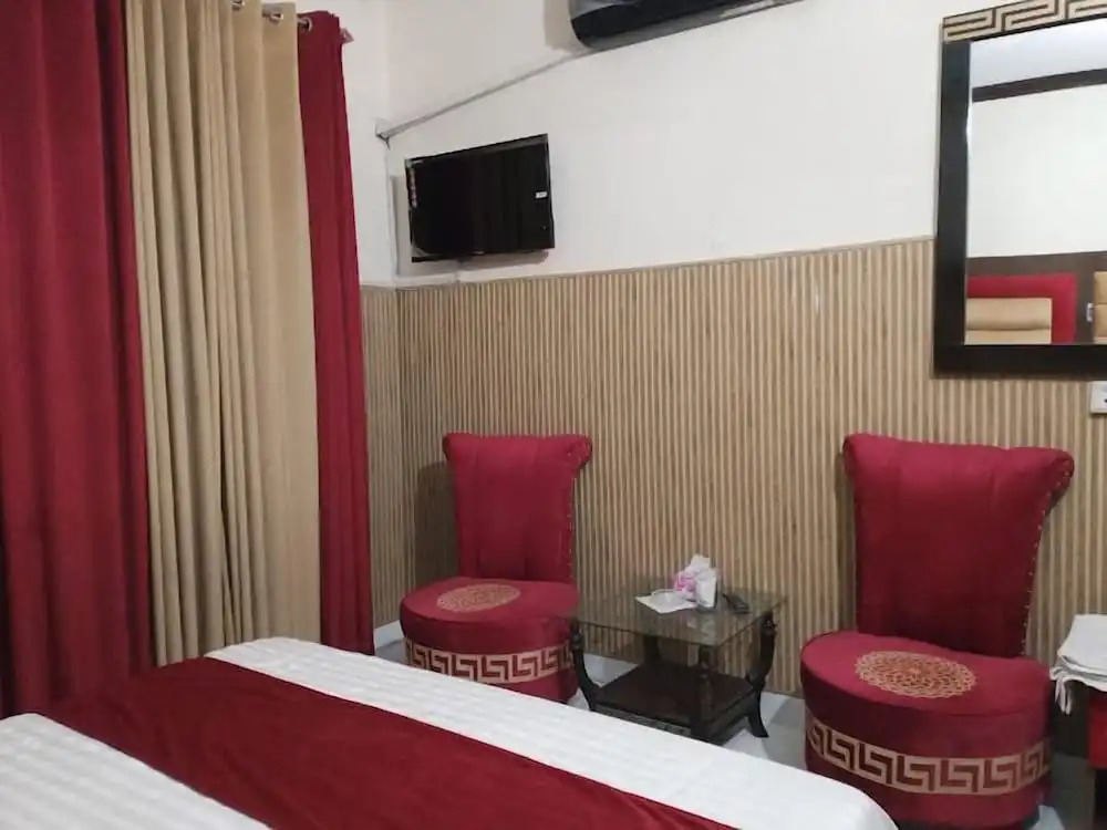 Noor INN Guest House