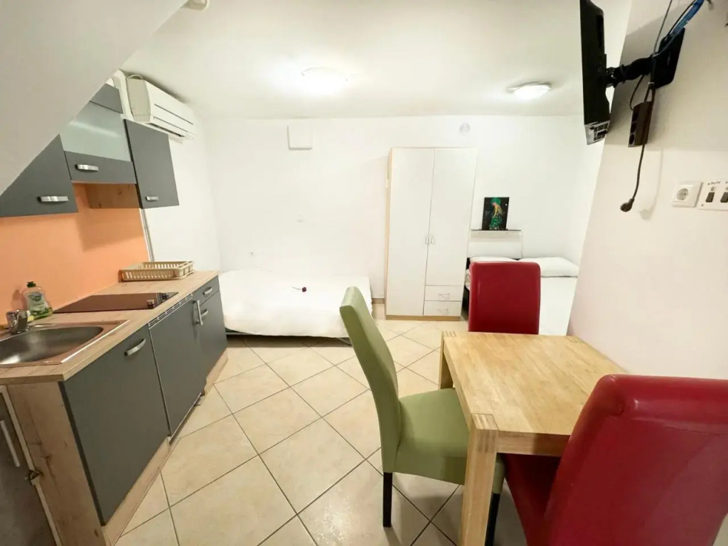 Apartma Tayana