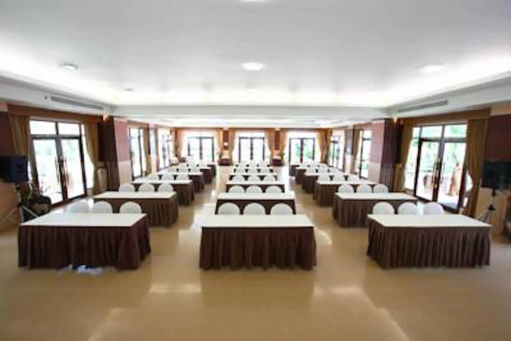 Pakmeng Resort
