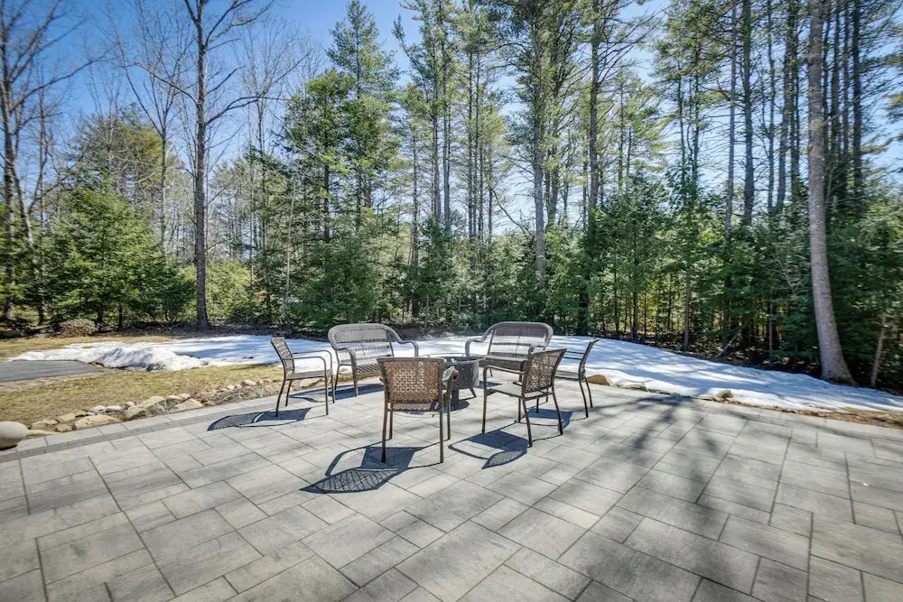 Stunning Wells Home w/ Fire Pit & Porch