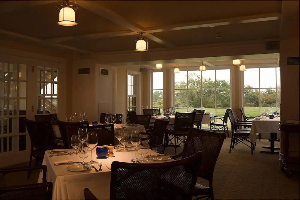 Weekapaug Inn