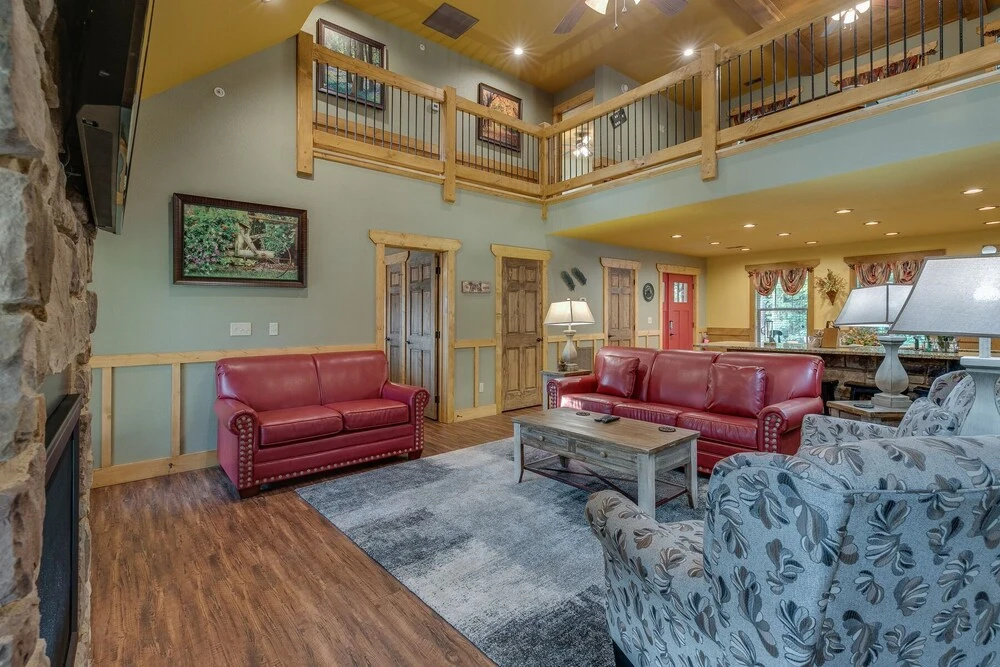 Swimmin in the Smokies - Six Bedroom Chalet
