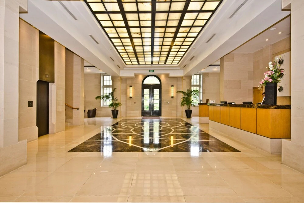 QV Spacious City Apartment - 737