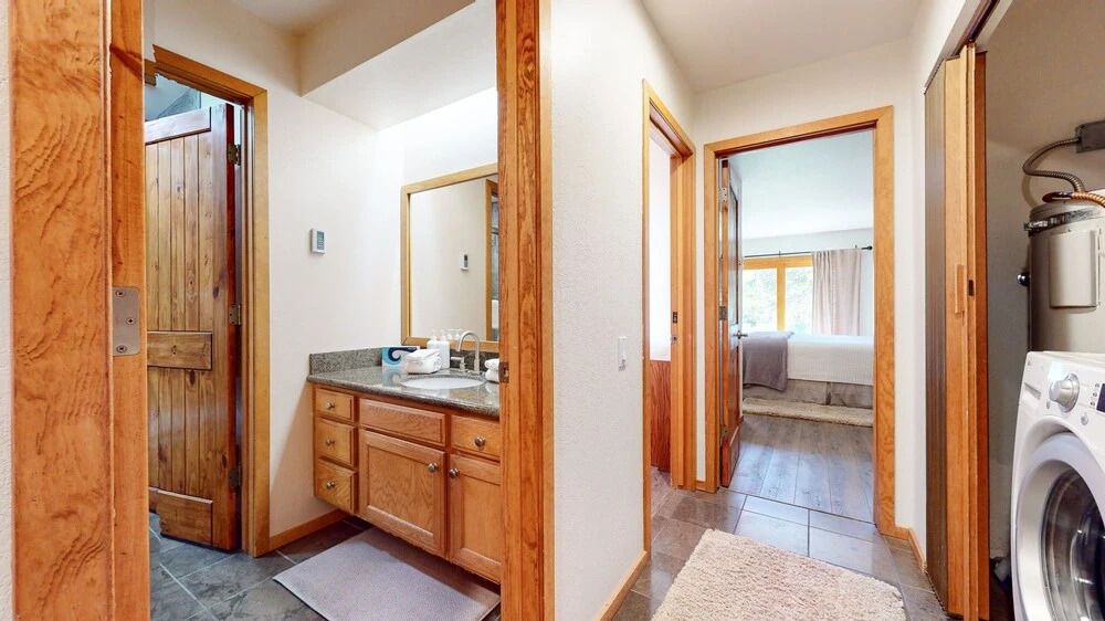 Snowcreek Iii #452 3 Bedroom Condo by RedAwning