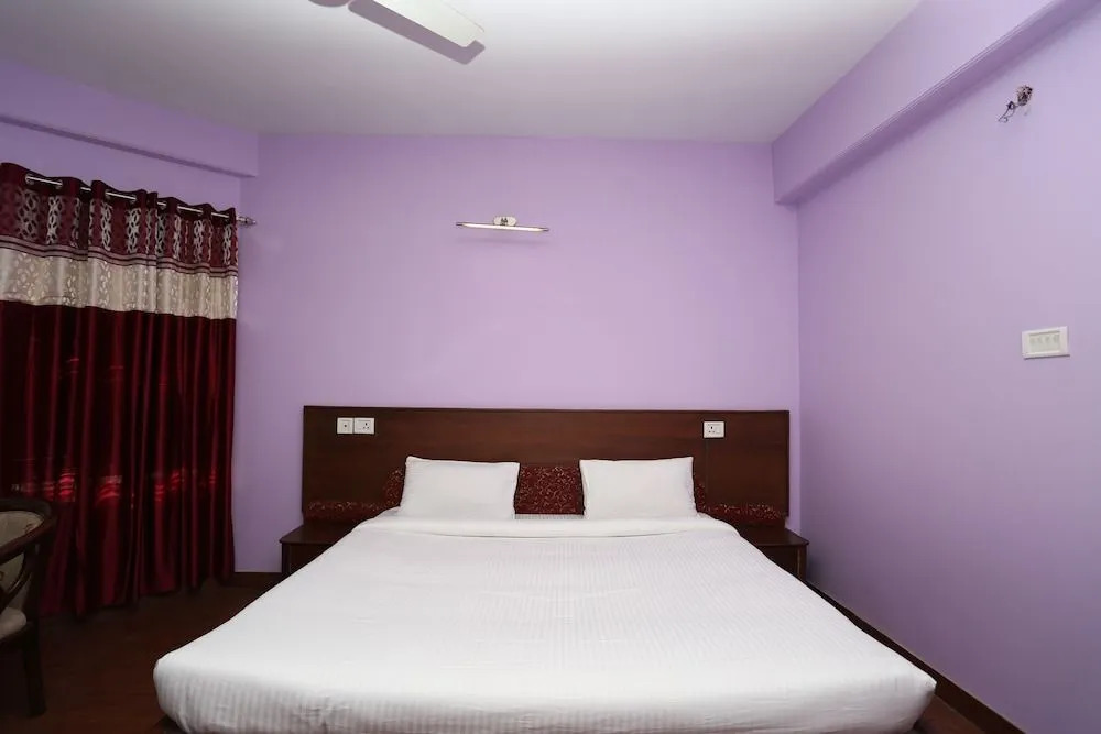 OYO 11047 Home Spacious 3BHK Bhumiyadhar