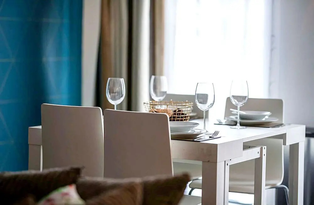 The New52 - A Modern 2 Bed Apartment Located in the Heart of Oxford City