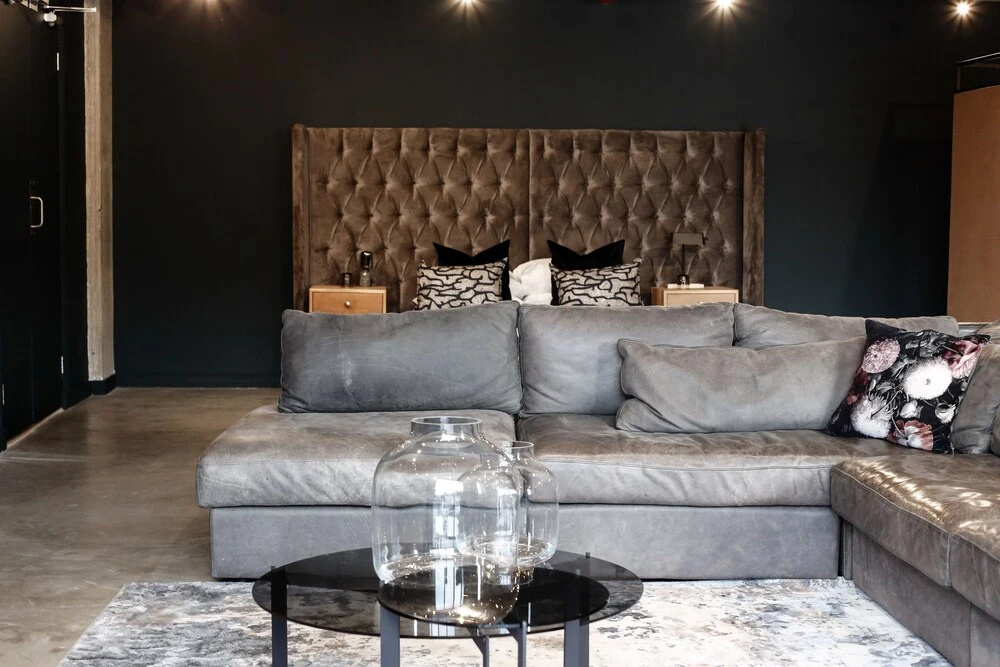 Cartel House Hotel