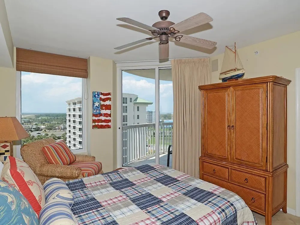 St. Maarten 1401 Silver Shells by Best Beach Getaways