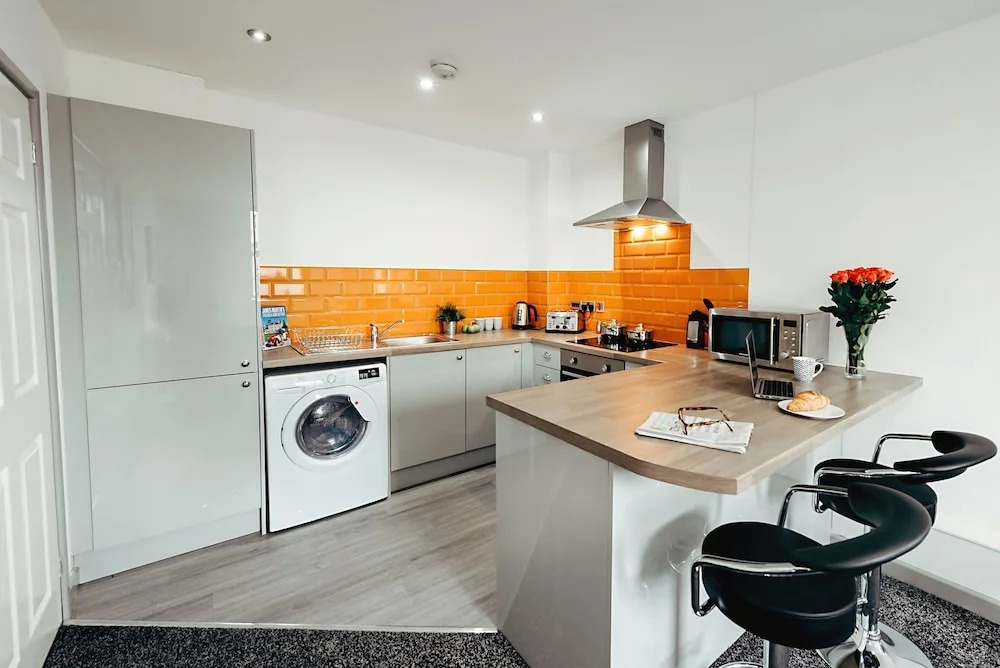 Halifax House Apartments