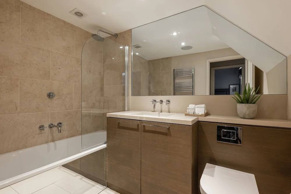 The Luxe Mayfair House