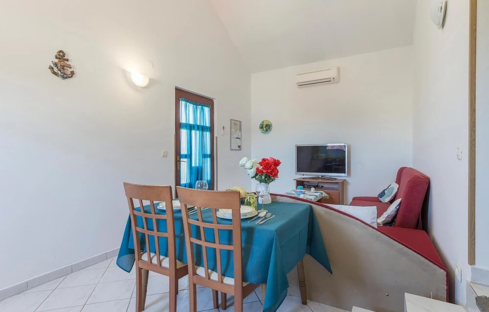 Stunning Apartment in Pula With Wifi and 1 Bedrooms