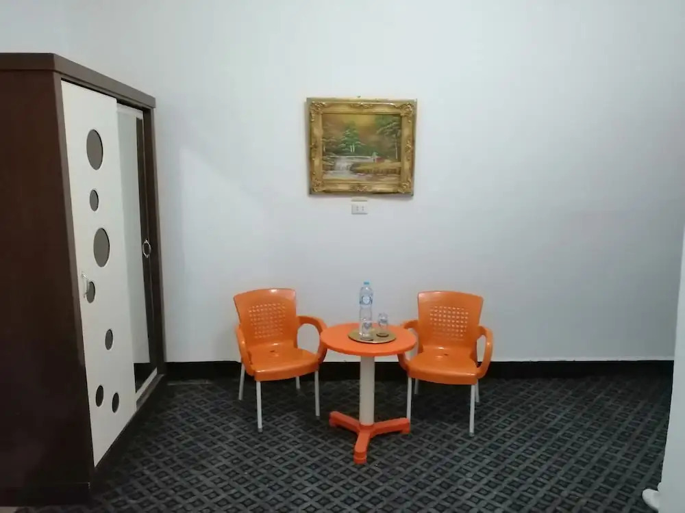 Voyage Hotel