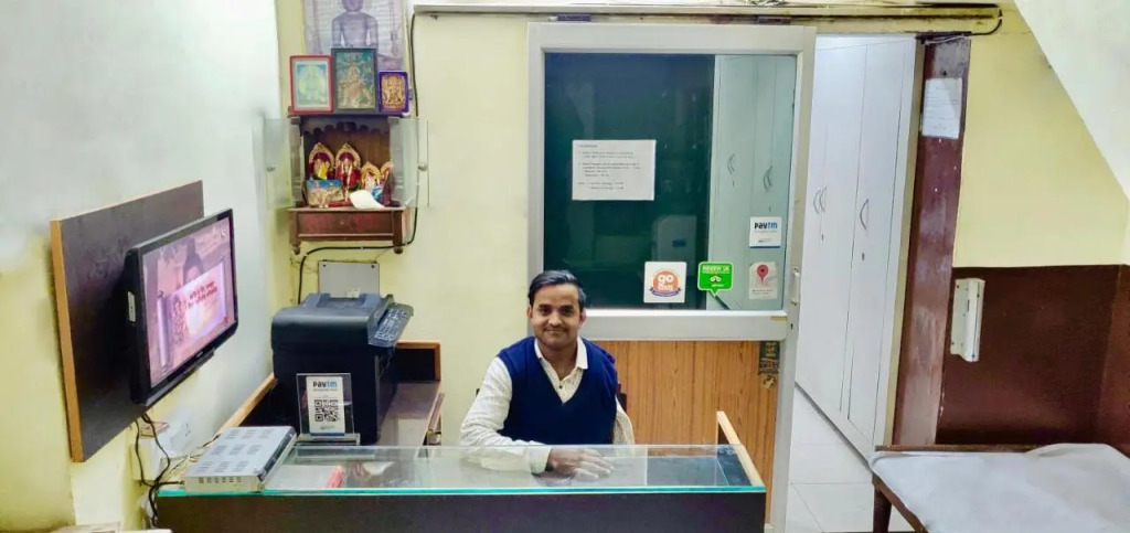 Roop Guest House