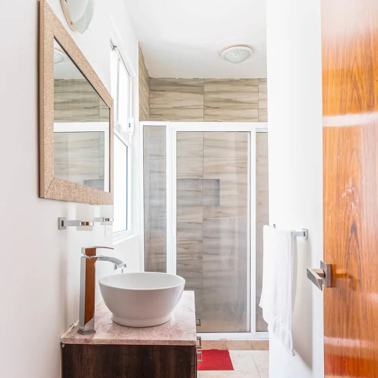 Roma Sur Apartments with Balcony - Family Friendly