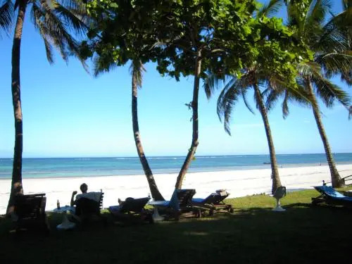 Adansonia Village Resort