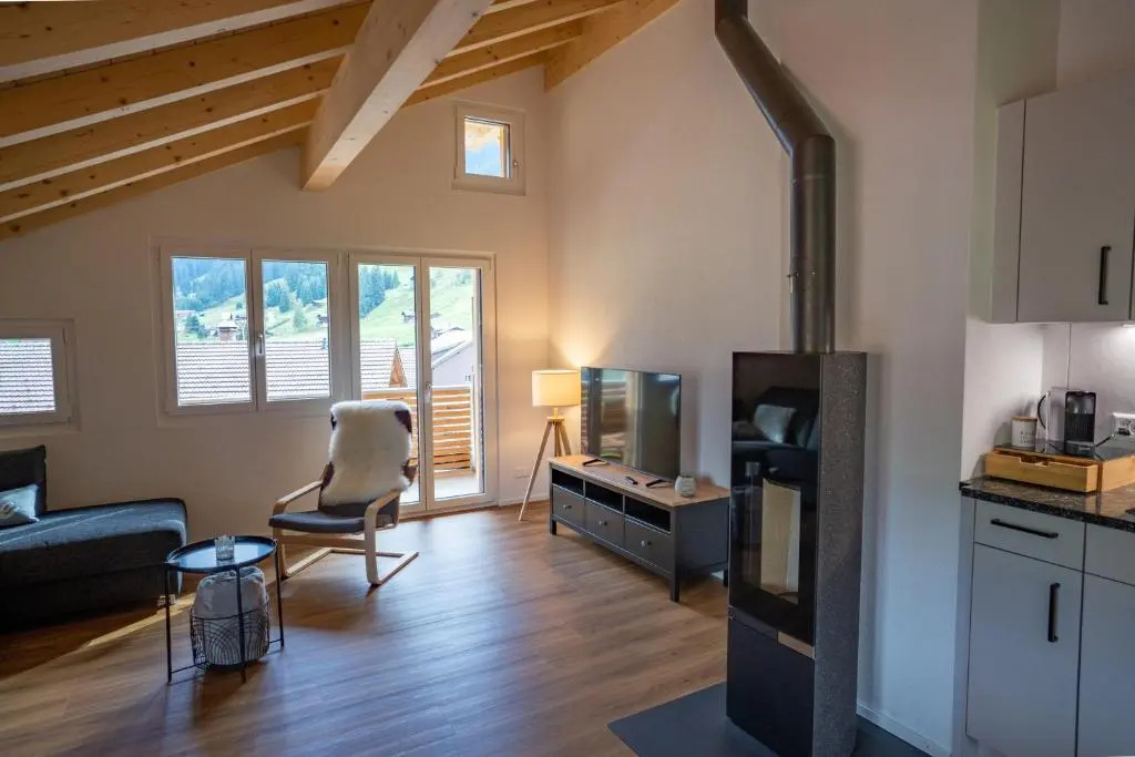 Chuenislodge2 Neu, 2 Balkone, Designerofen, mit top Aussicht!