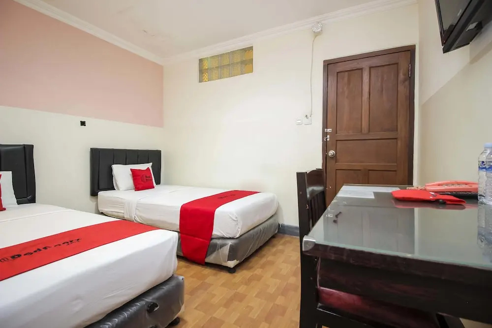 Hotel Divina By RedDoorz