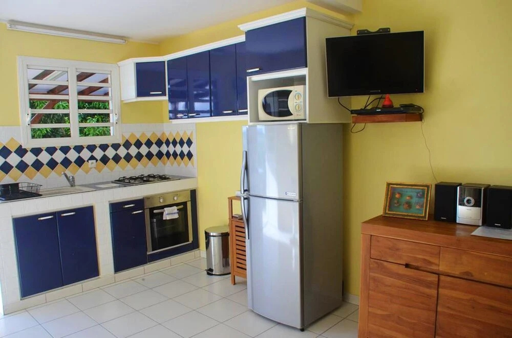 Apartment with One Bedroom in Fort-De-France, with Wonderful Sea View, Enclosed Garden And Wifi - 2 Km From the Beach