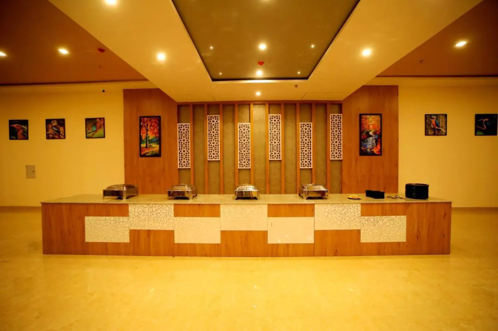 The Sky Imperial - Shahi Hotels & Resort