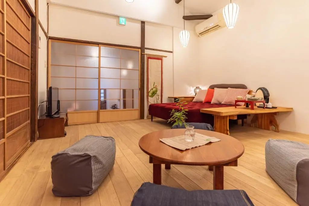 back alley residence Hibi