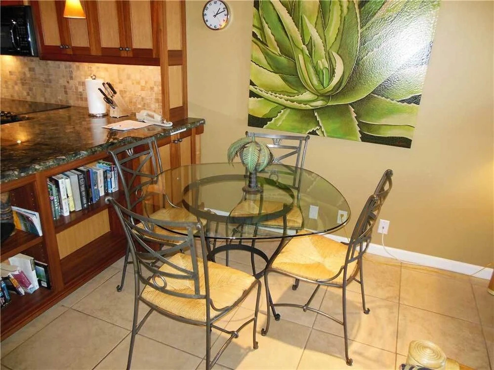 Kahana Sunset E8 - Two Bedroom Condo
