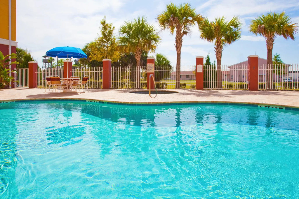 Holiday Inn Express Hotel & Suites Port Richey by IHG