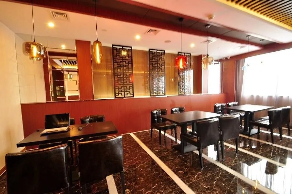 Lavande Hotel Xi'an Xiaozhai Subway Station Giant Wild Goose Pagoda