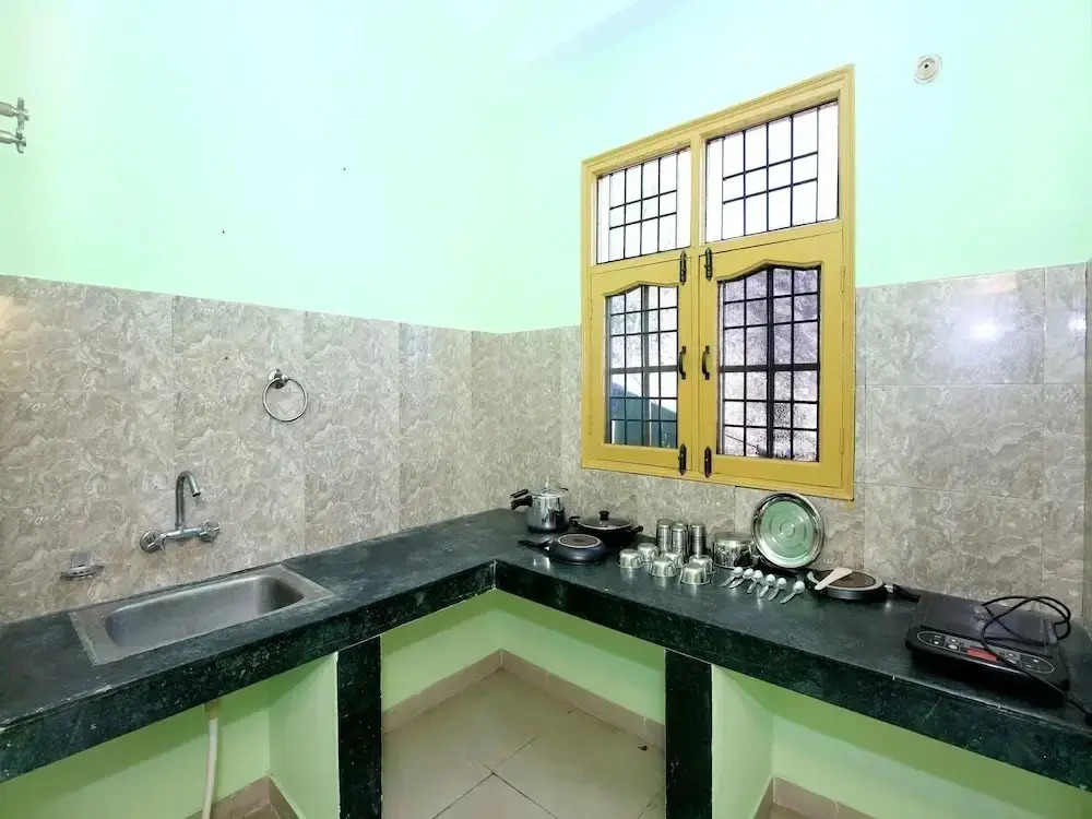 Black Pepper by OYO Rooms